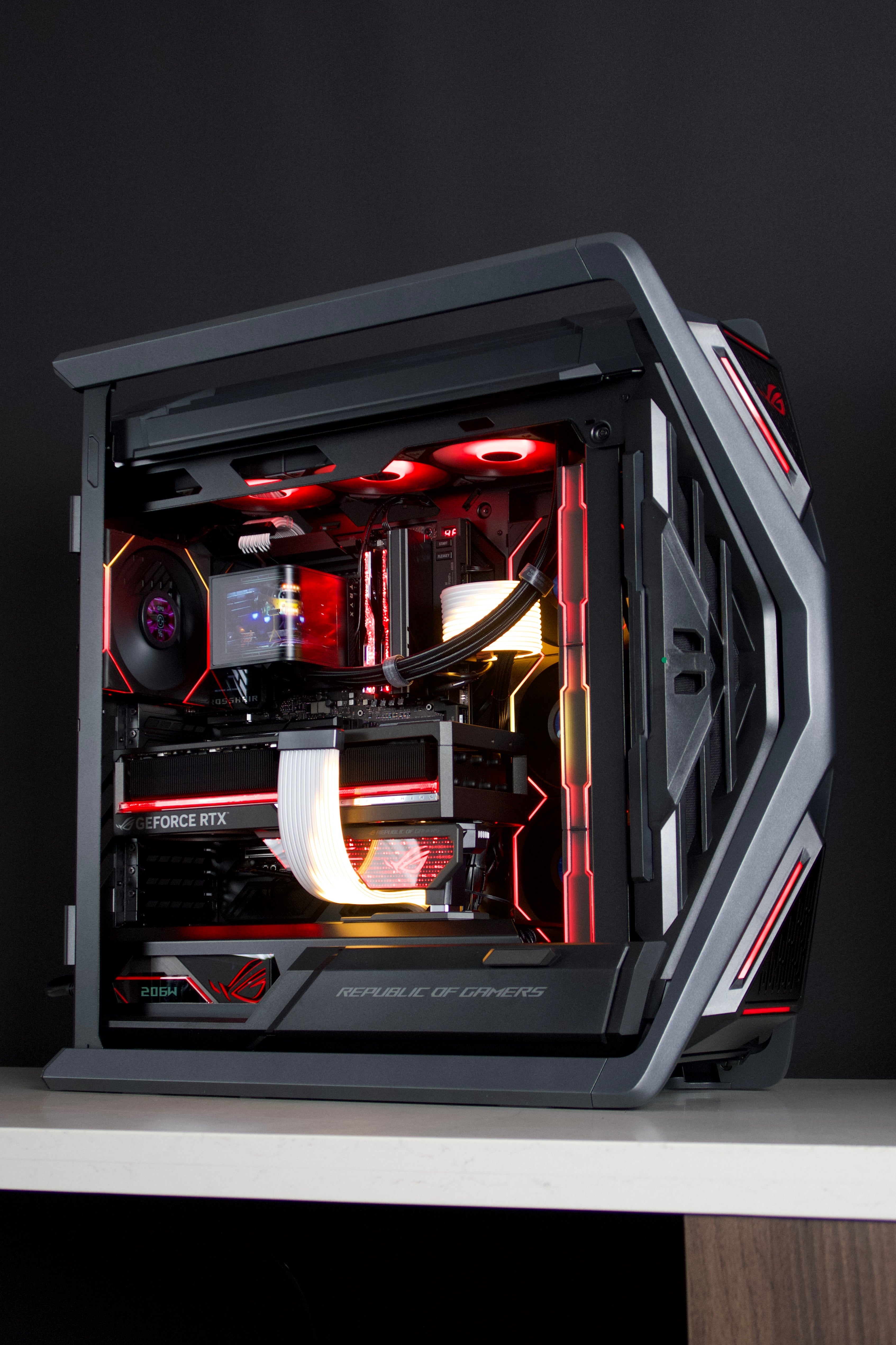 ROG Hyperion 701